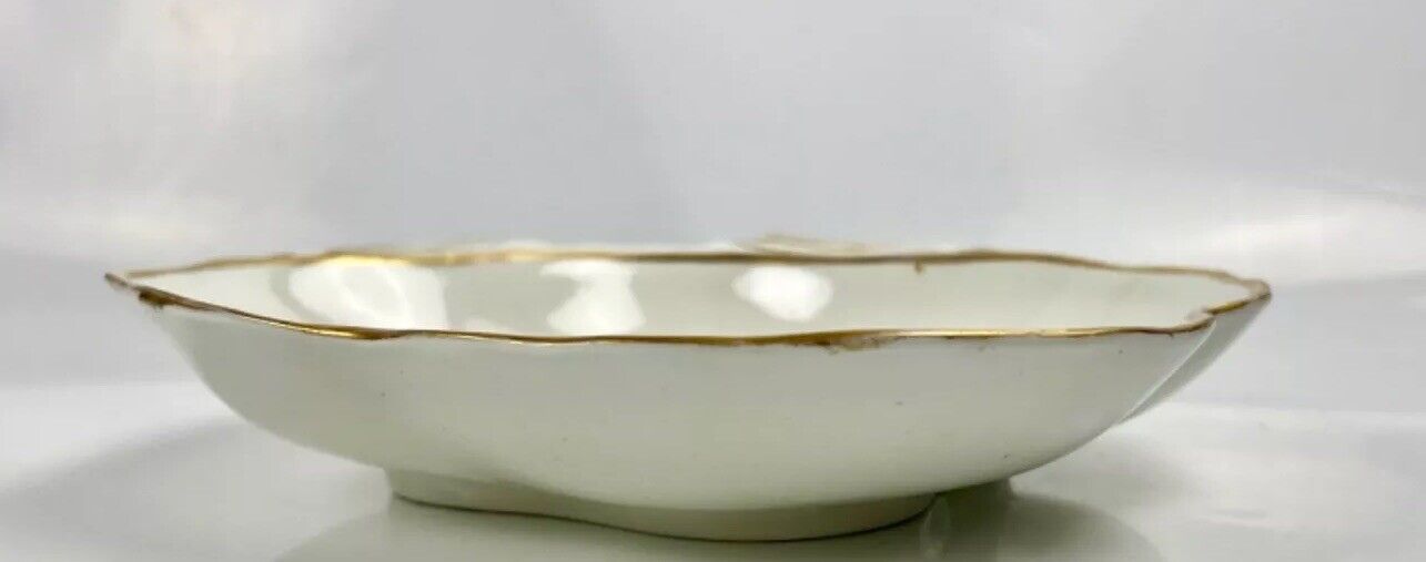 A "Quaker" Pegg painted Derby Botanical "Scarlet Pimpernel"  Dessert Dish c.1815