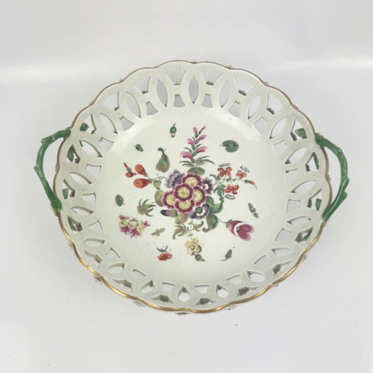 A c.1770 Worcester reticulated basket. Painted and applied floral decoration.