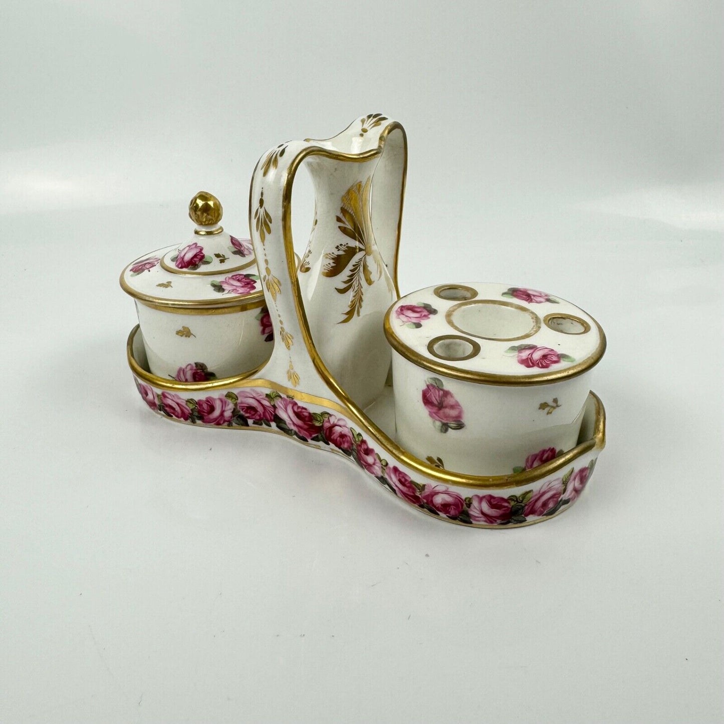 A fine Bloor Derby inkset painted with Billingsley style roses c1820