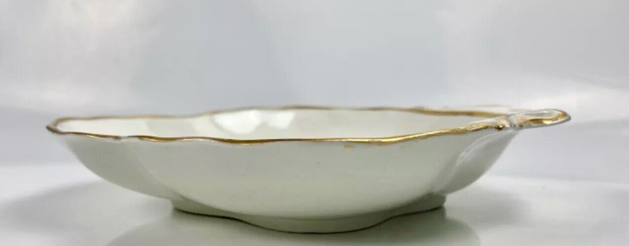 A "Quaker" Pegg painted Derby Botanical "Scarlet Pimpernel"  Dessert Dish c.1815