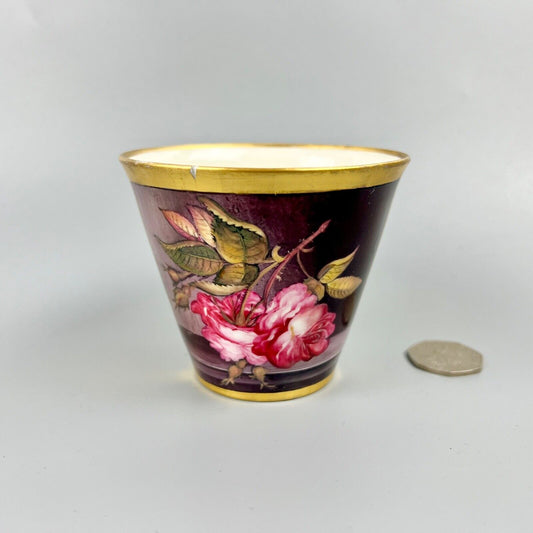 A very finely painted Worcester beaker/tumbler in Billingsley style c1795-1800