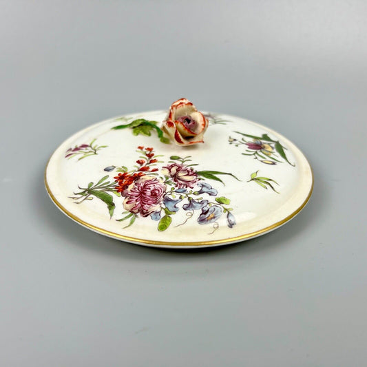 A superbly painted Chelsea (Red Anchor) tureen cover with rose knop 1752-6