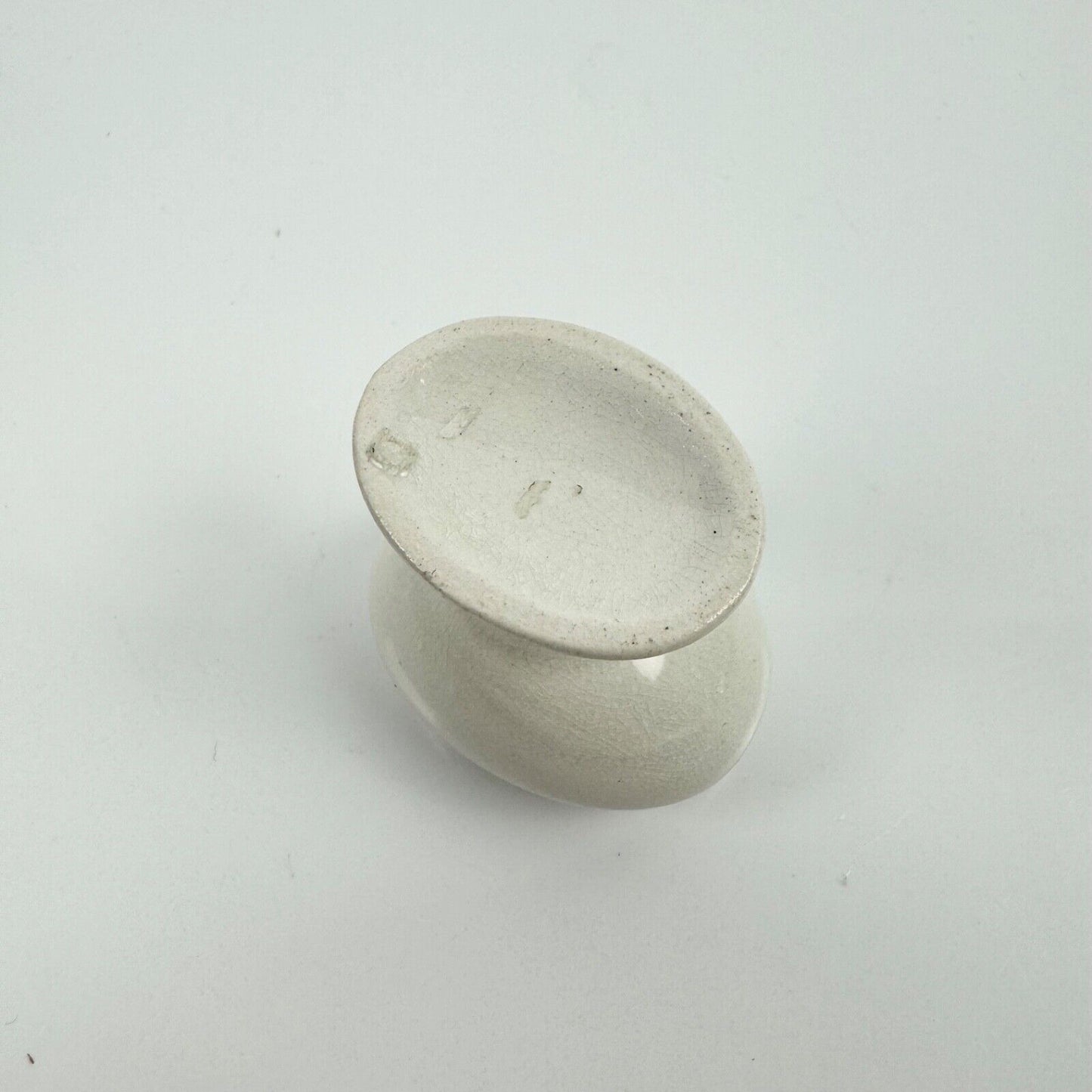 A scarce late 18th/early 19thc antique creamware Staffordshire eyebath