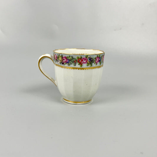 A very rare New Hall coffee cup c.1787-1800. Unidentified pattern number U27