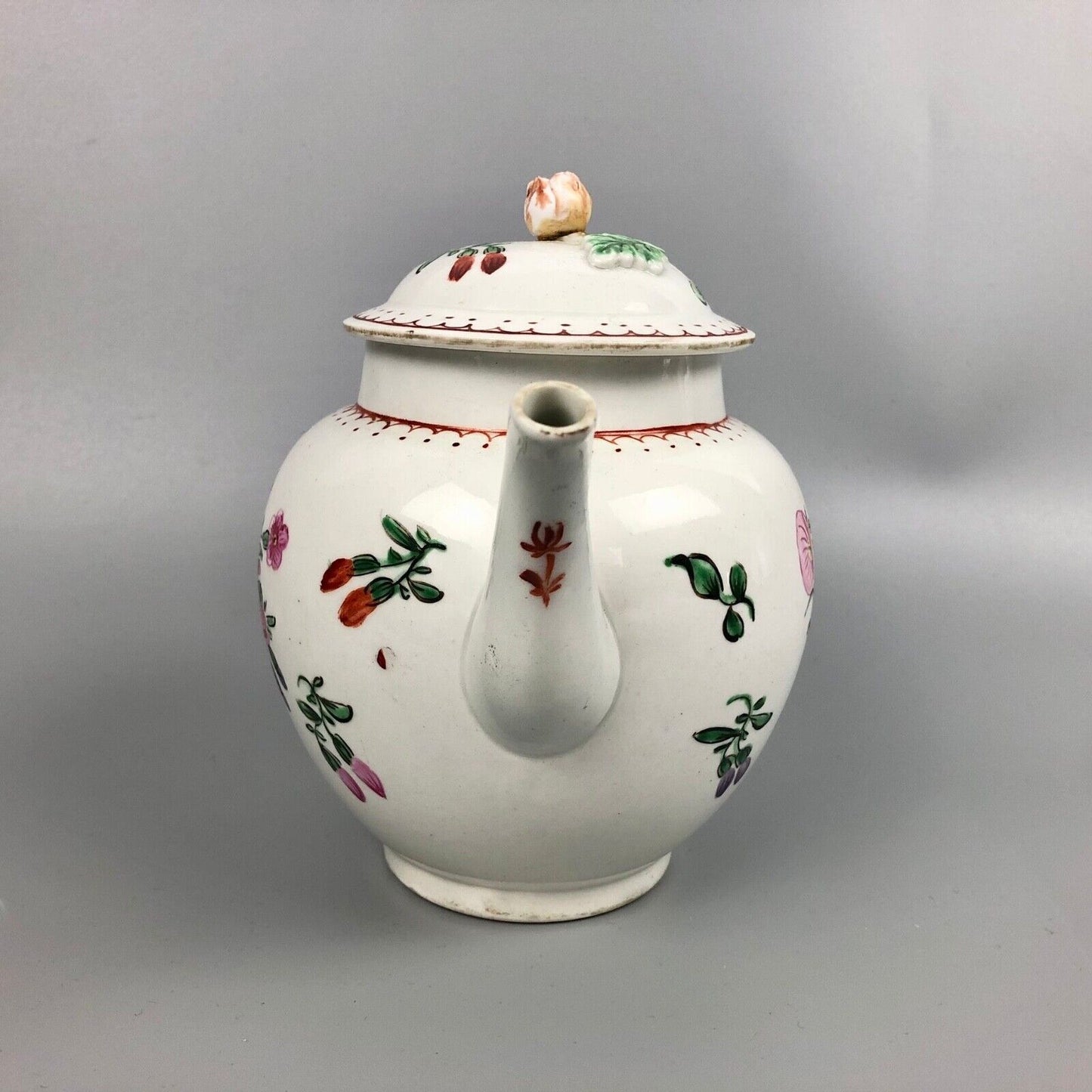 A First Period Worcester Teapot Painted With Floral Sprays c1770
