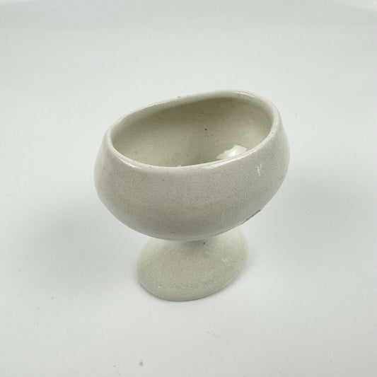 A scarce late 18th/early 19thc antique creamware Staffordshire eyebath