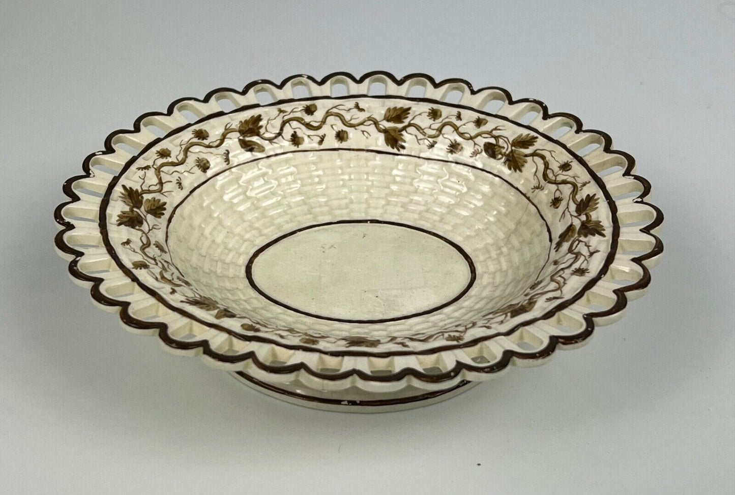 A Finely Painted Reticulated Creamware Small Tazza/Basket c.1795