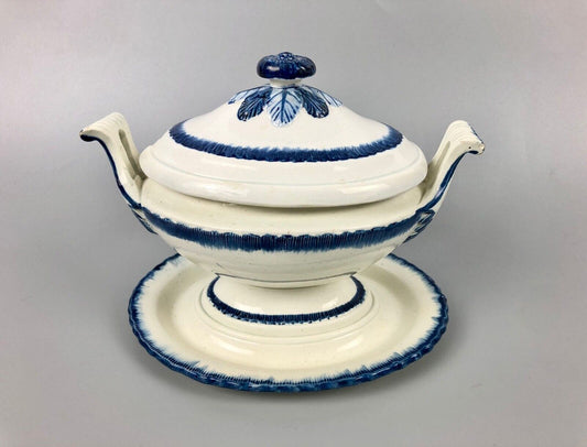 A scarce early 19thc Fell Newcastle pearlware sauce tureen c.1800-20
