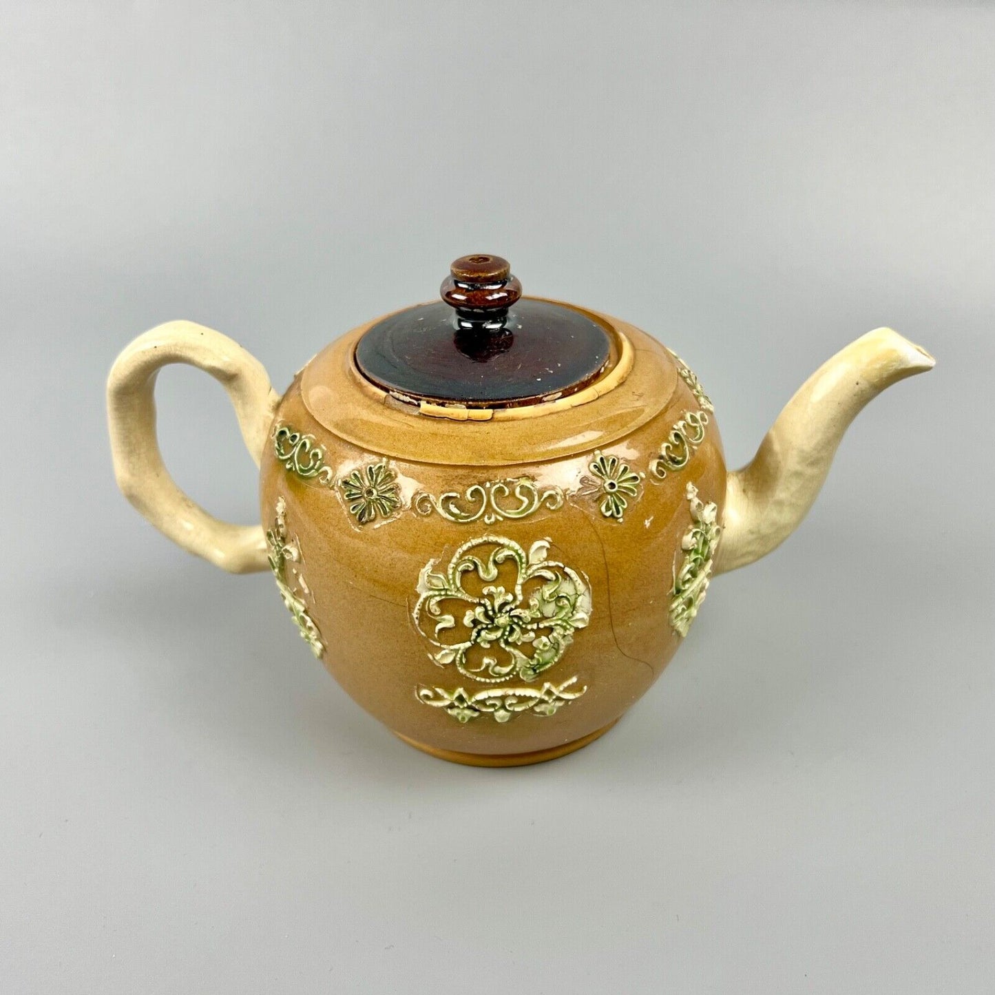 Whieldon-style Staffordshire sprigged teapot and associated cover c.1745-50
