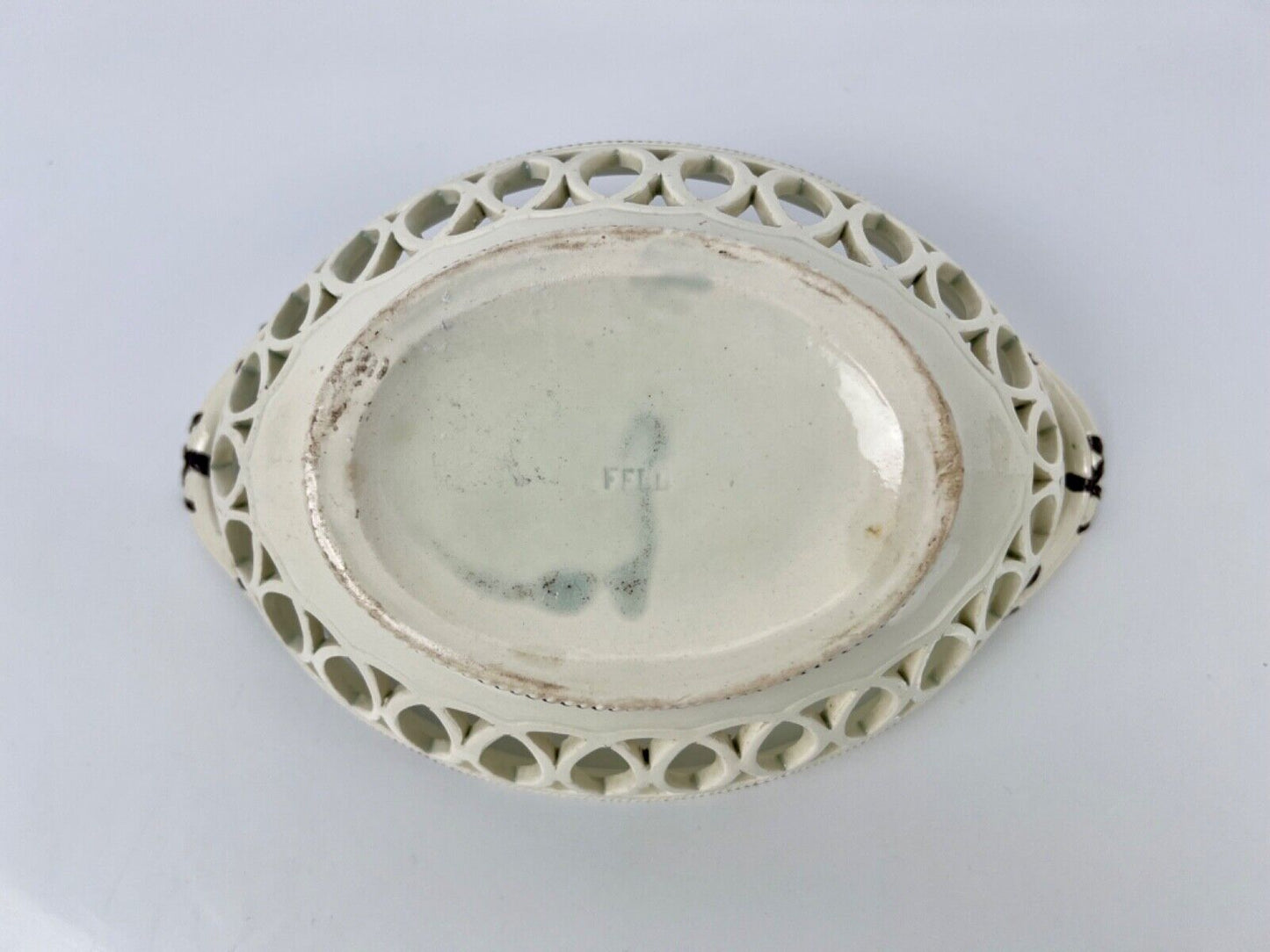 A fine Thomas Fell & Co Newcastle transfer-printed and hand-painted basket c1817