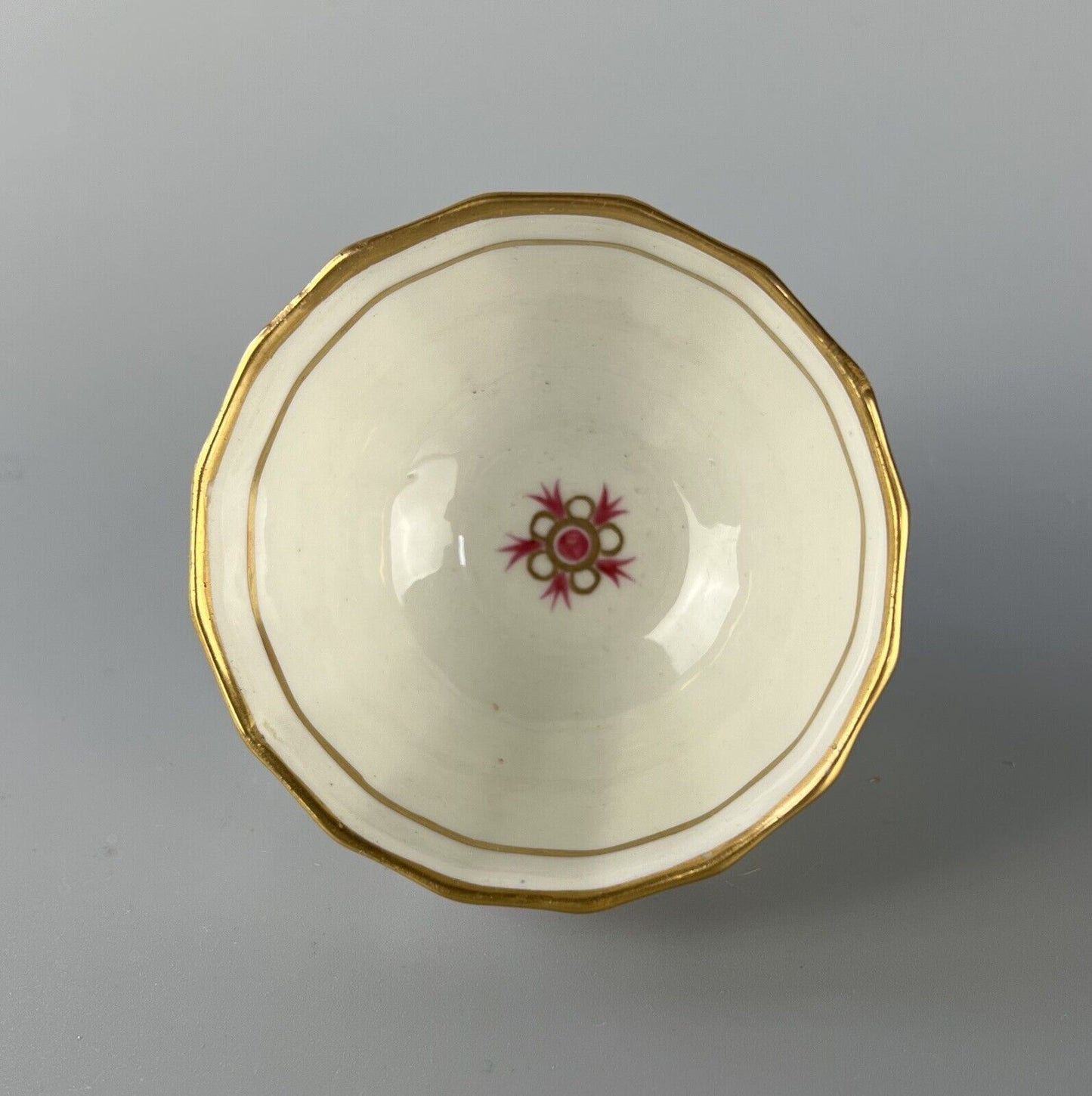 A New Hall true trio (coffee cup, tea bowl and saucer) c.1795. Pattern 89