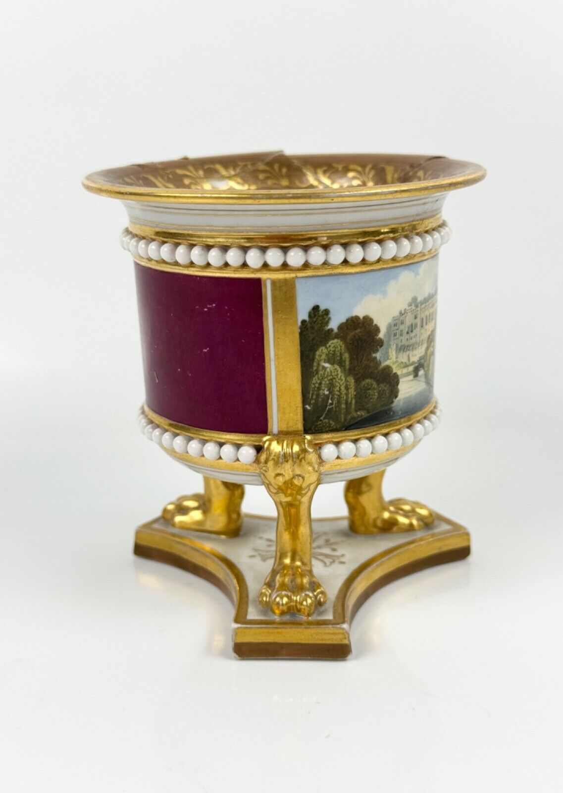 A Flight, Barr and Barr small vase painted with a scene of Warwick Castle c1815